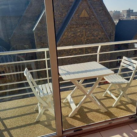 Appartement Vlakbij Zee En Duinen Bredene Exterior foto